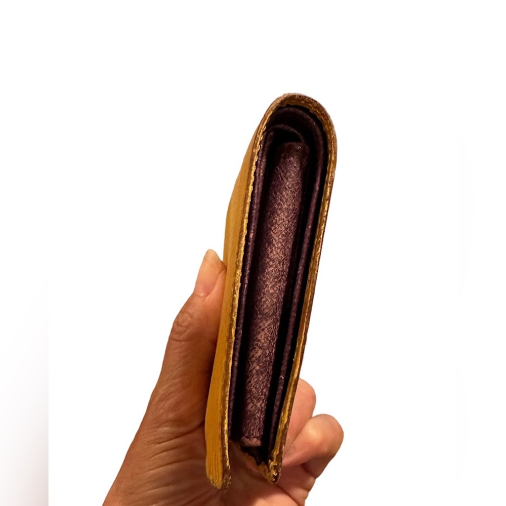 Louis Vuitton Yellow Epi Wallet - Picture 11 of 13